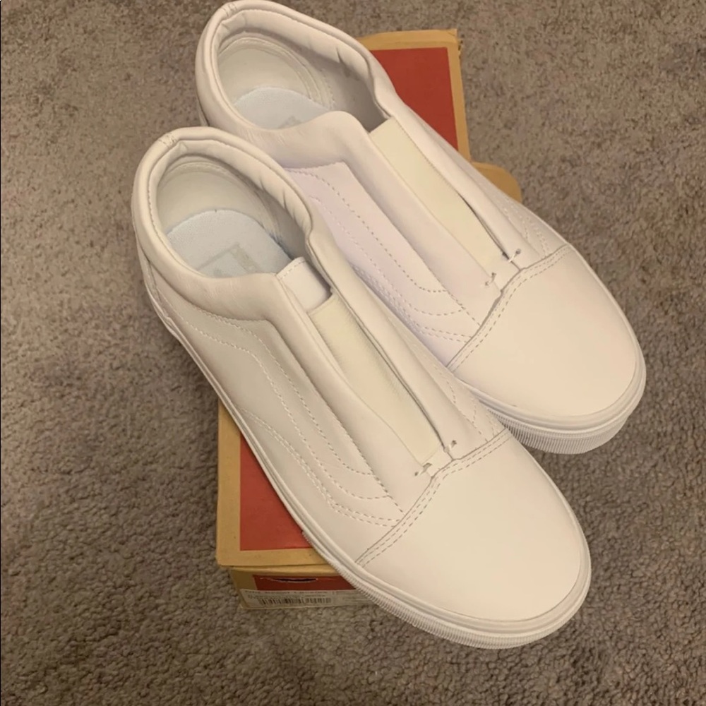 Old Skool Laceless Vans